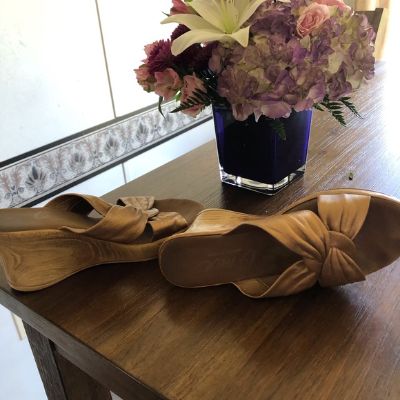 Summer name brand shoes - Picture 3 of 6